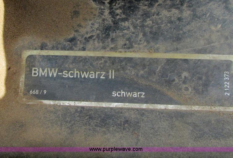 image for item G8486 1995 BMW E401