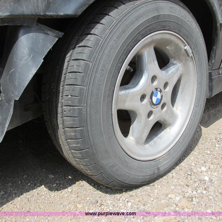 image for item G8486 1995 BMW E401