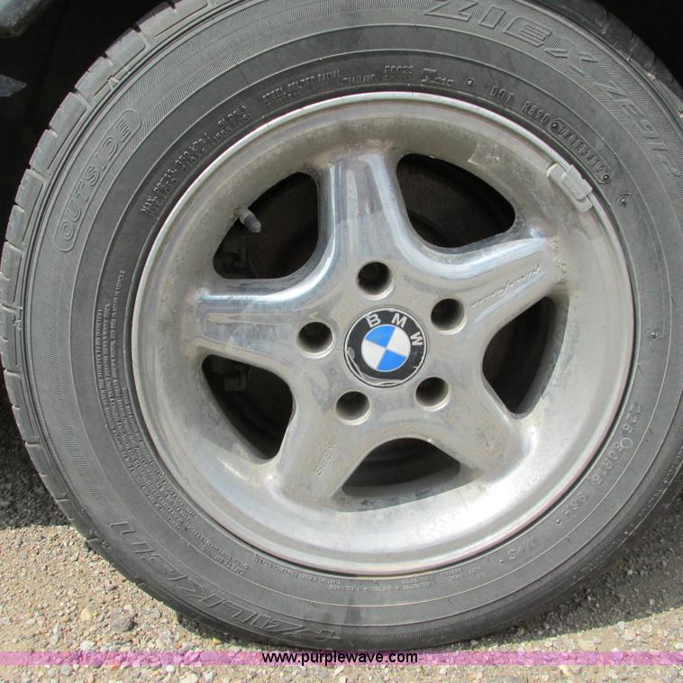 image for item G8486 1995 BMW E401