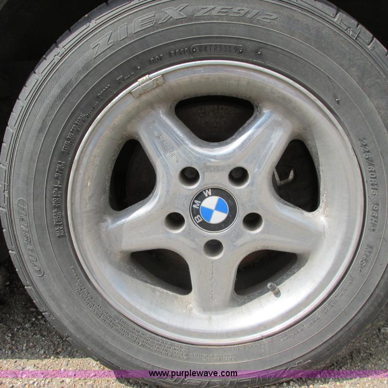 image for item G8486 1995 BMW E401