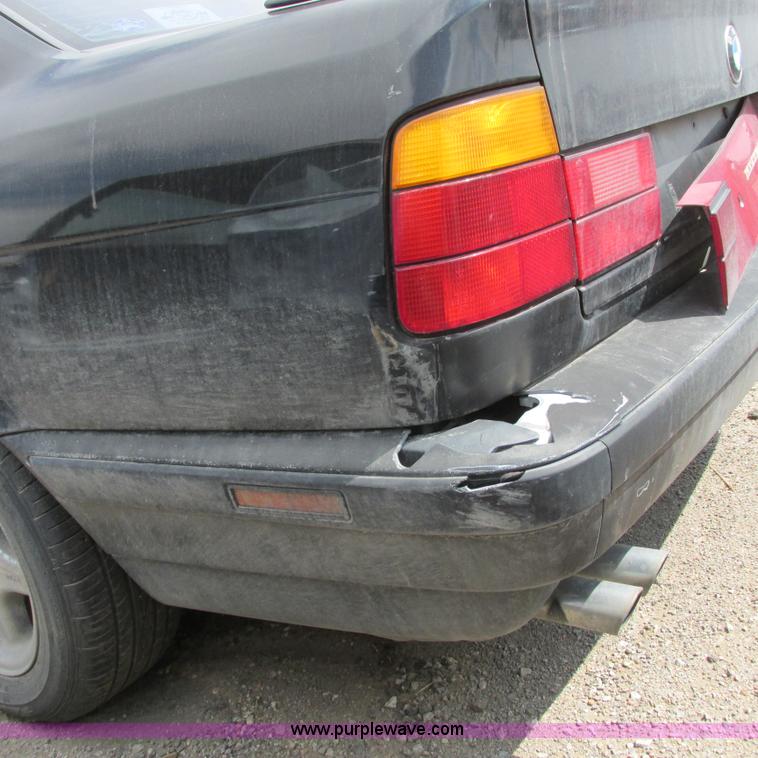 image for item G8486 1995 BMW E401