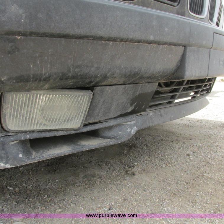 image for item G8486 1995 BMW E401