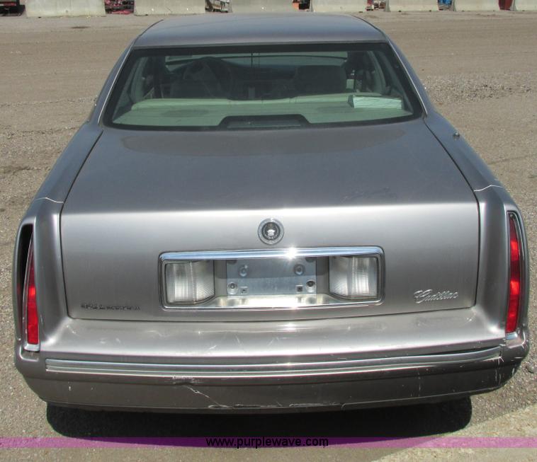 image for item G8487 1999 Cadillac DeVille