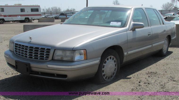 image for item G8487 1999 Cadillac DeVille