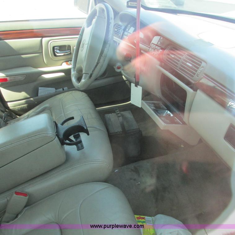 image for item G8487 1999 Cadillac DeVille