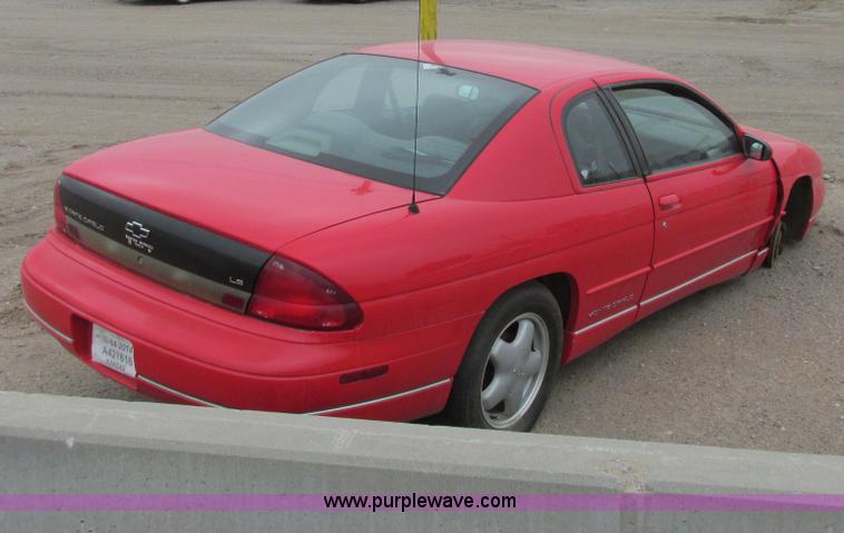 image for item G8488 1999 Chevy Monte Carlo LS