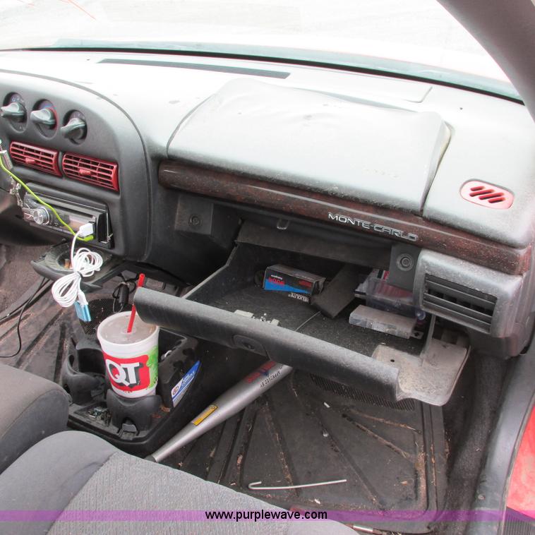 image for item G8488 1999 Chevy Monte Carlo LS