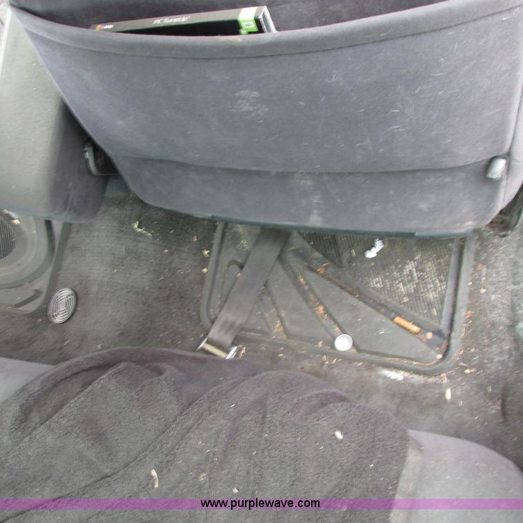 image for item G8488 1999 Chevy Monte Carlo LS