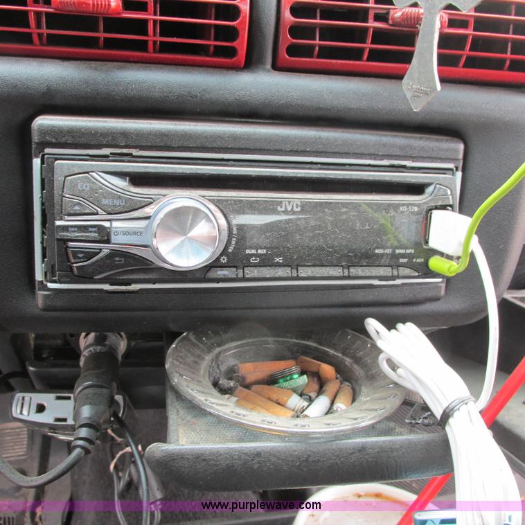 image for item G8488 1999 Chevy Monte Carlo LS