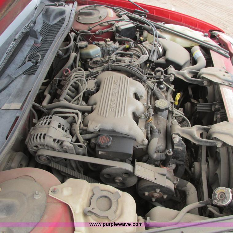 image for item G8488 1999 Chevy Monte Carlo LS