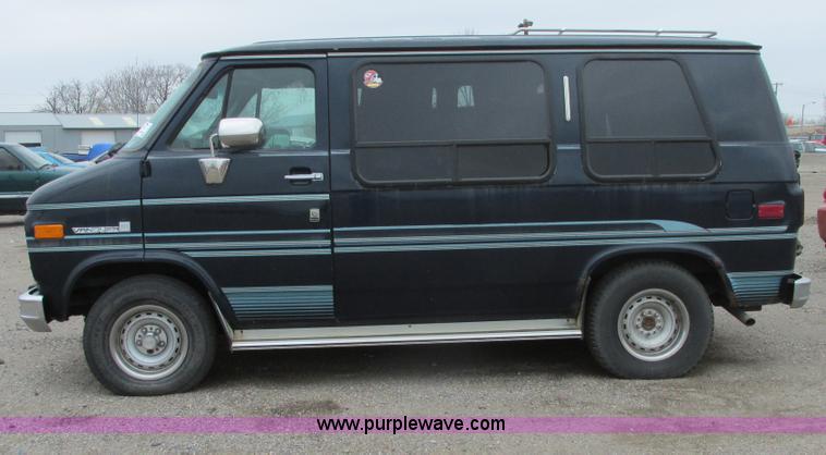 image for item G8489 1993 GMC Vandura 2500