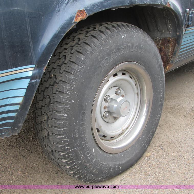 image for item G8489 1993 GMC Vandura 2500