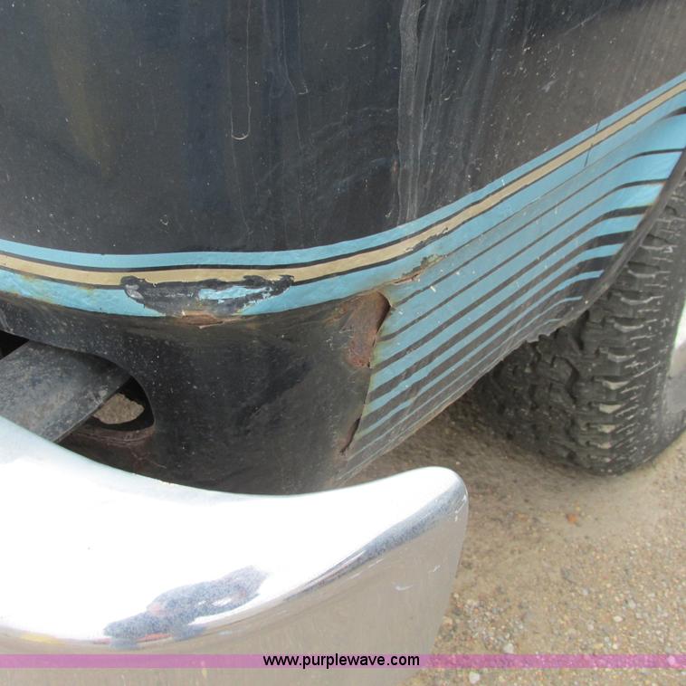 image for item G8489 1993 GMC Vandura 2500