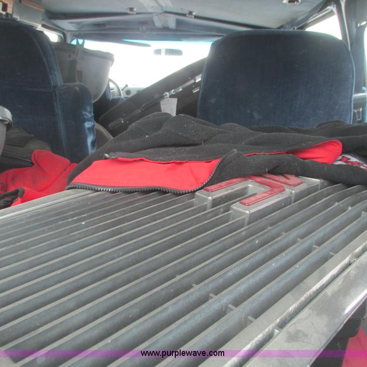 image for item G8489 1993 GMC Vandura 2500