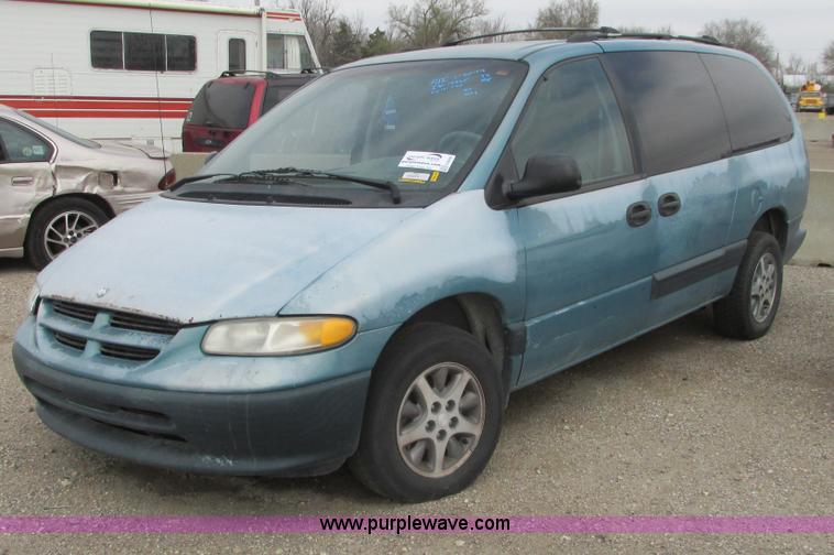 image for item G8490 1997 Dodge Grand Caravan SE van
