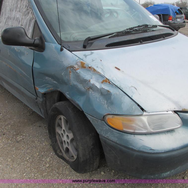 image for item G8490 1997 Dodge Grand Caravan SE van