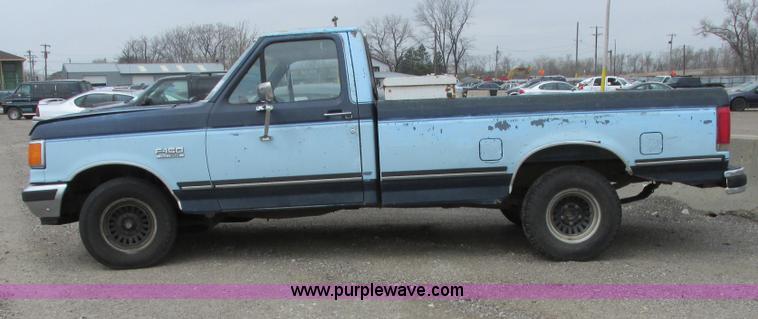 image for item G8491 1987 Ford F150 XLT Pickup Truck