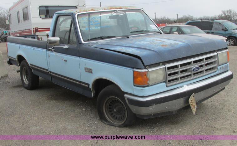 image for item G8491 1987 Ford F150 XLT Pickup Truck
