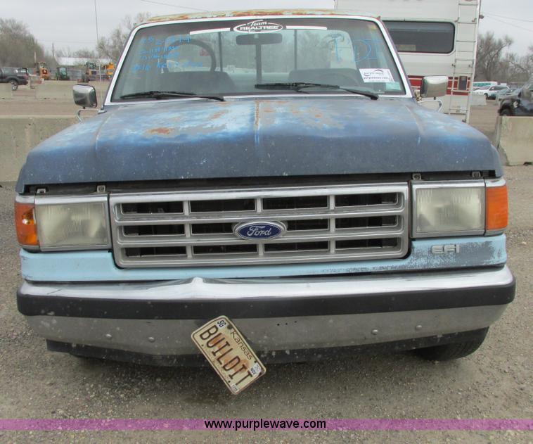image for item G8491 1987 Ford F150 XLT Pickup Truck