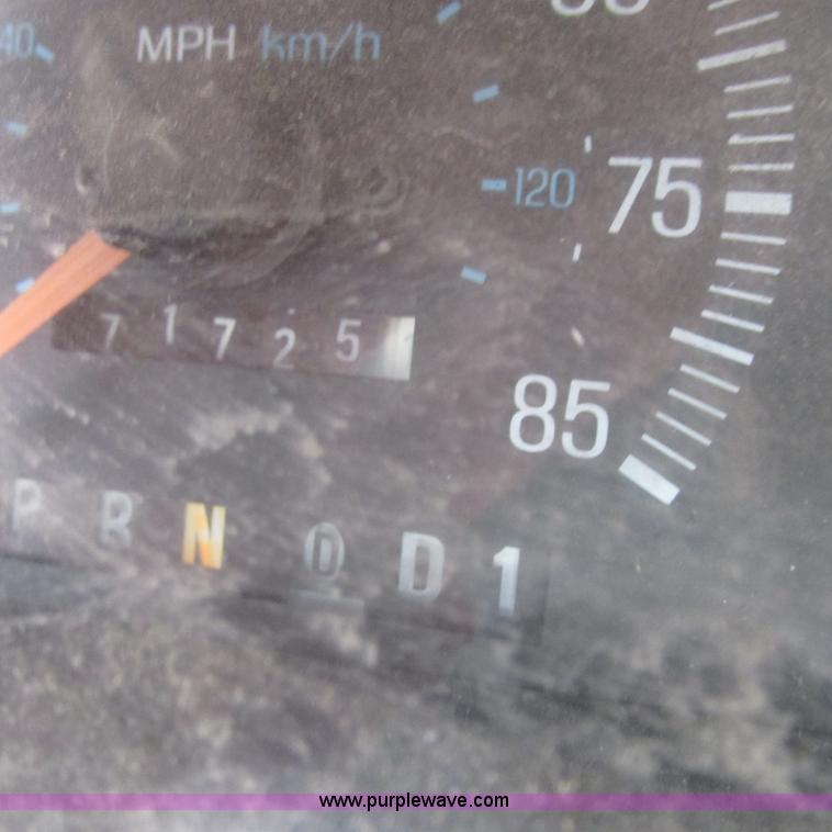 image for item G8491 1987 Ford F150 XLT Pickup Truck