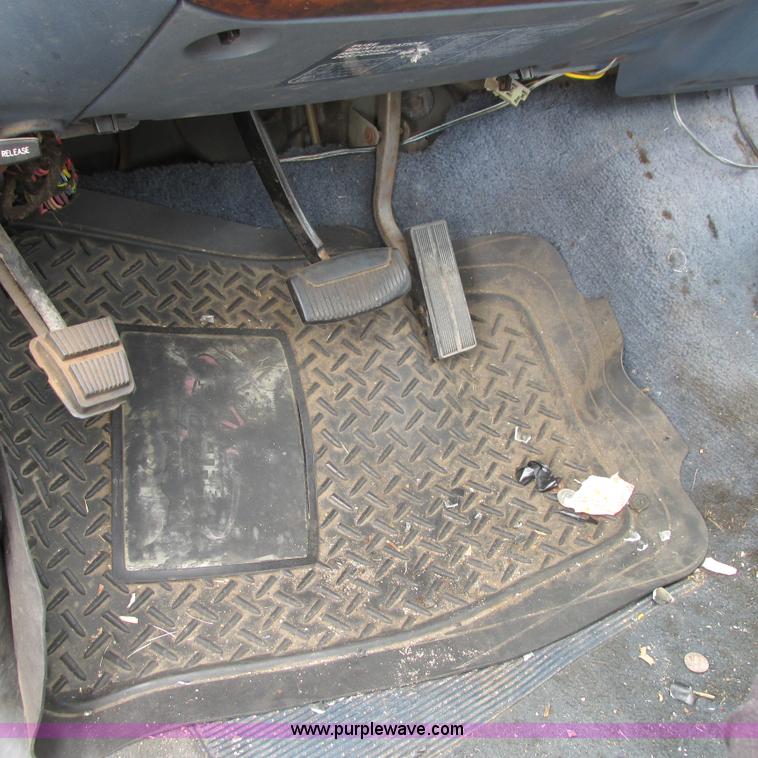 image for item G8491 1987 Ford F150 XLT Pickup Truck