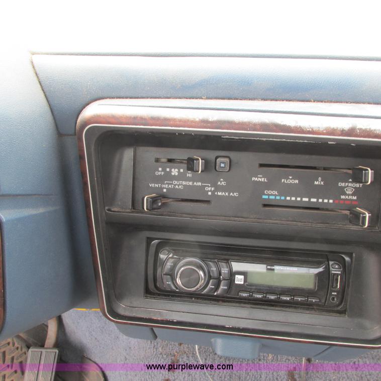 image for item G8491 1987 Ford F150 XLT Pickup Truck