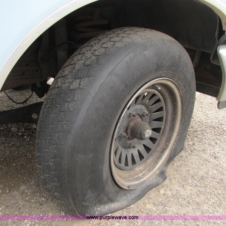 image for item G8491 1987 Ford F150 XLT Pickup Truck