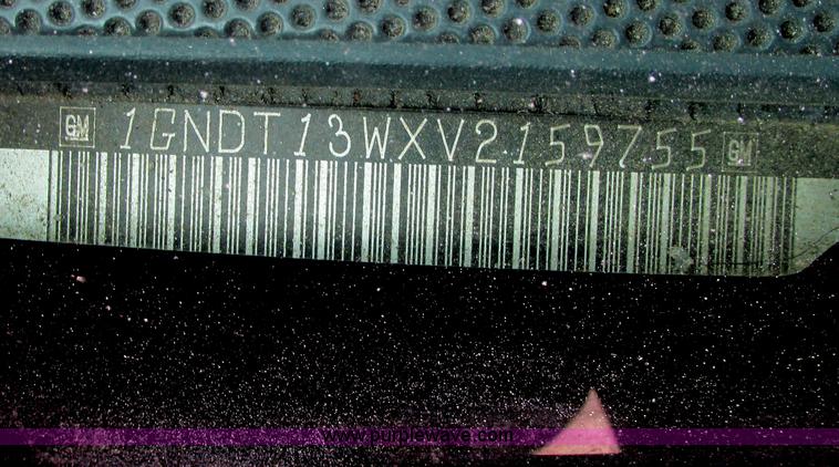 image for item G8492 1997 Chevy Blazer SUV