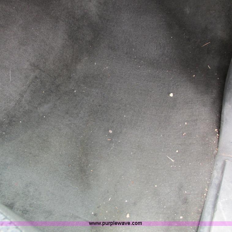 image for item G8492 1997 Chevy Blazer SUV