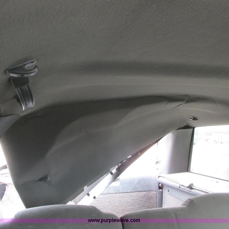 image for item G8492 1997 Chevy Blazer SUV