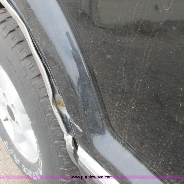 image for item G8492 1997 Chevy Blazer SUV