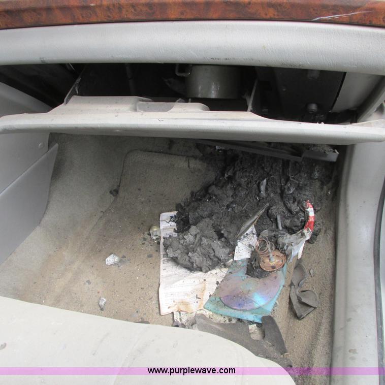 image for item G8493 2001 Chevy Impala LS