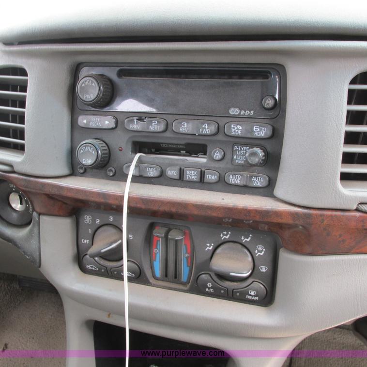 image for item G8493 2001 Chevy Impala LS