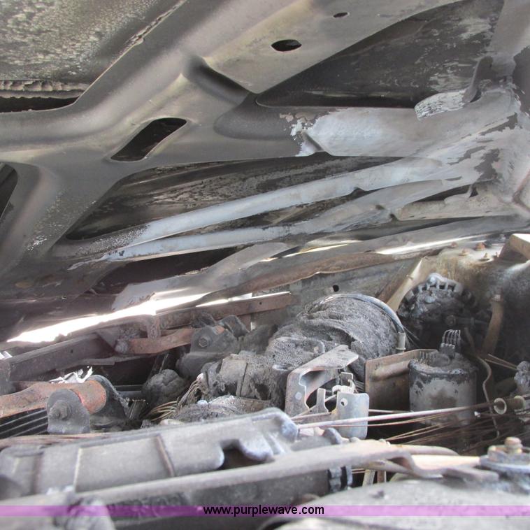 image for item G8493 2001 Chevy Impala LS