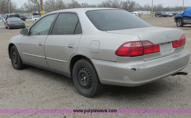 image for item G8494 1999 Honda Accord LX