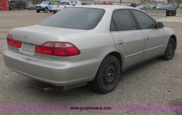 image for item G8494 1999 Honda Accord LX