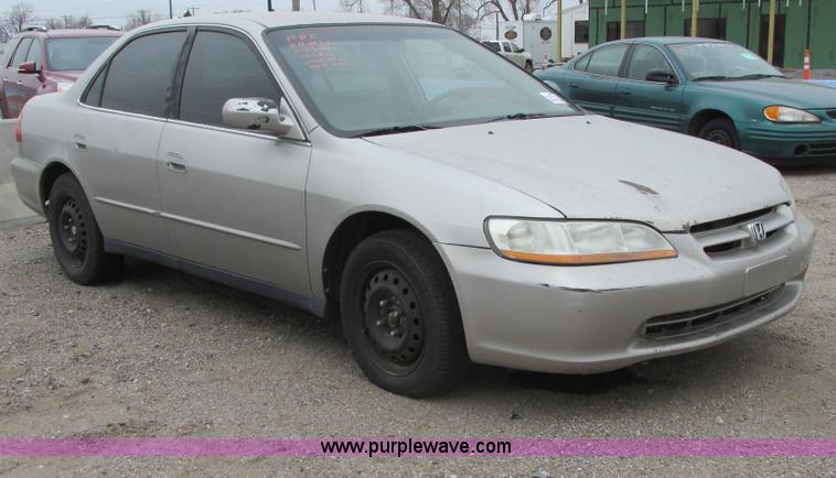 image for item G8494 1999 Honda Accord LX