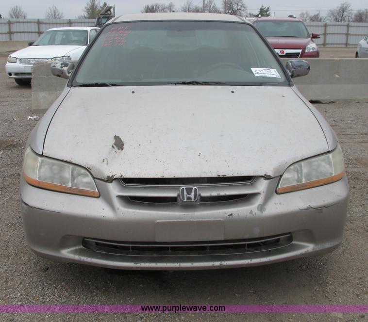 image for item G8494 1999 Honda Accord LX