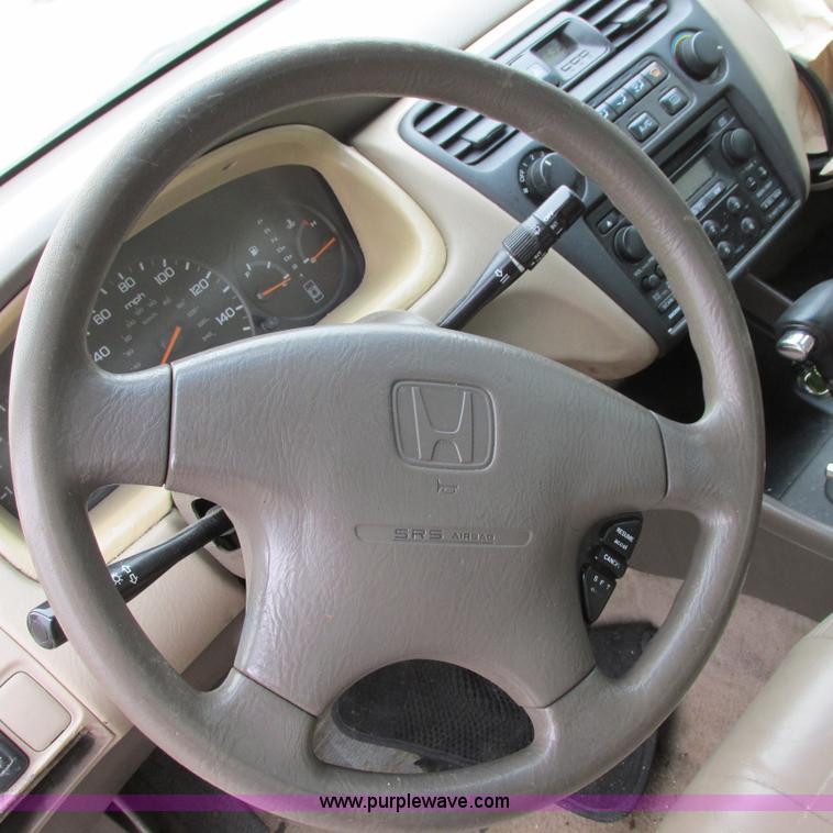image for item G8494 1999 Honda Accord LX