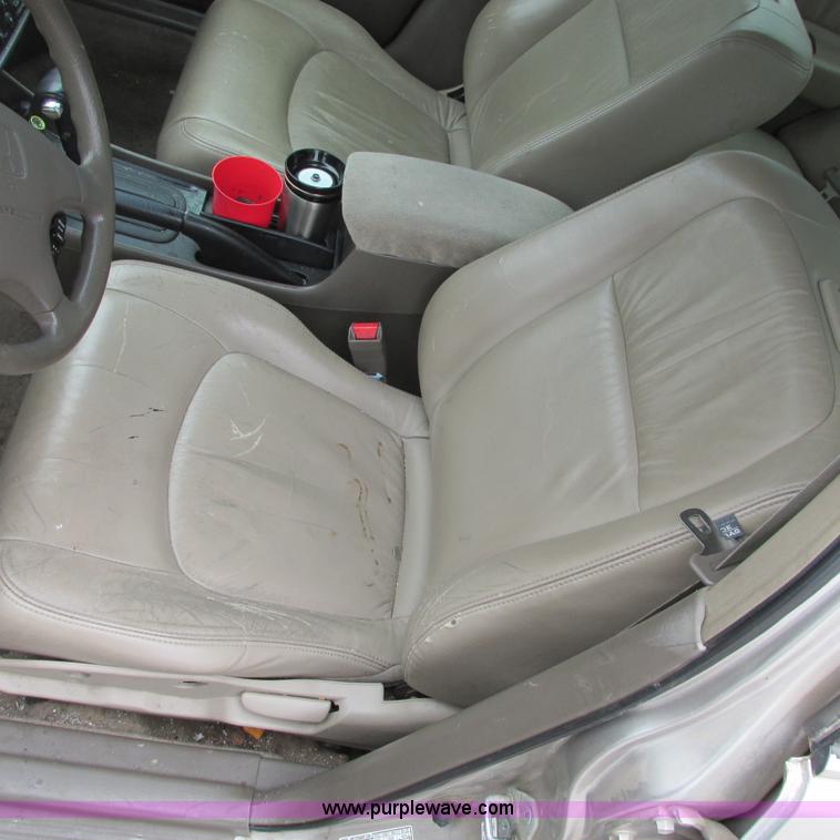 image for item G8494 1999 Honda Accord LX