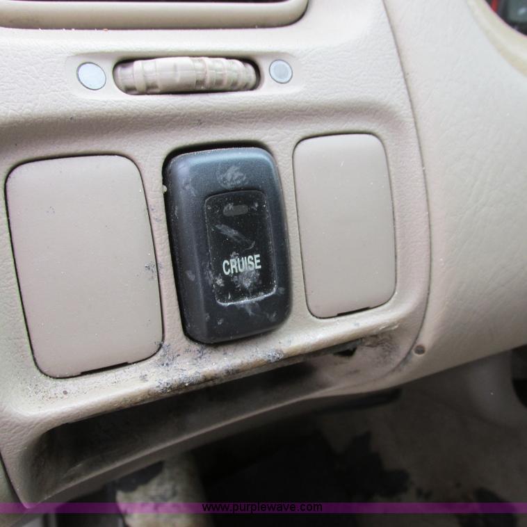 image for item G8494 1999 Honda Accord LX