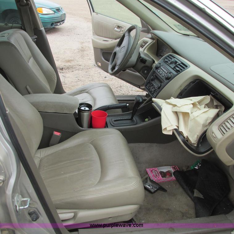 image for item G8494 1999 Honda Accord LX