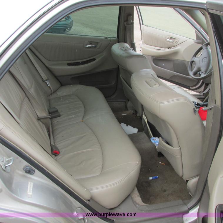 image for item G8494 1999 Honda Accord LX