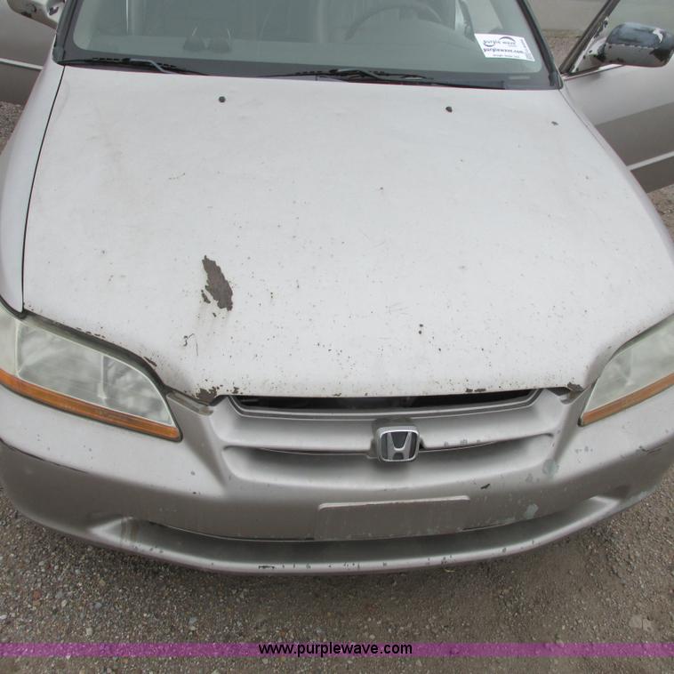 image for item G8494 1999 Honda Accord LX