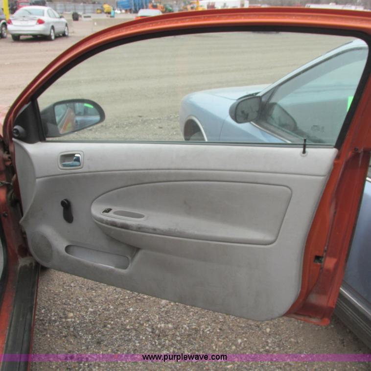 image for item G8495 2006 Chevy Cobalt LS