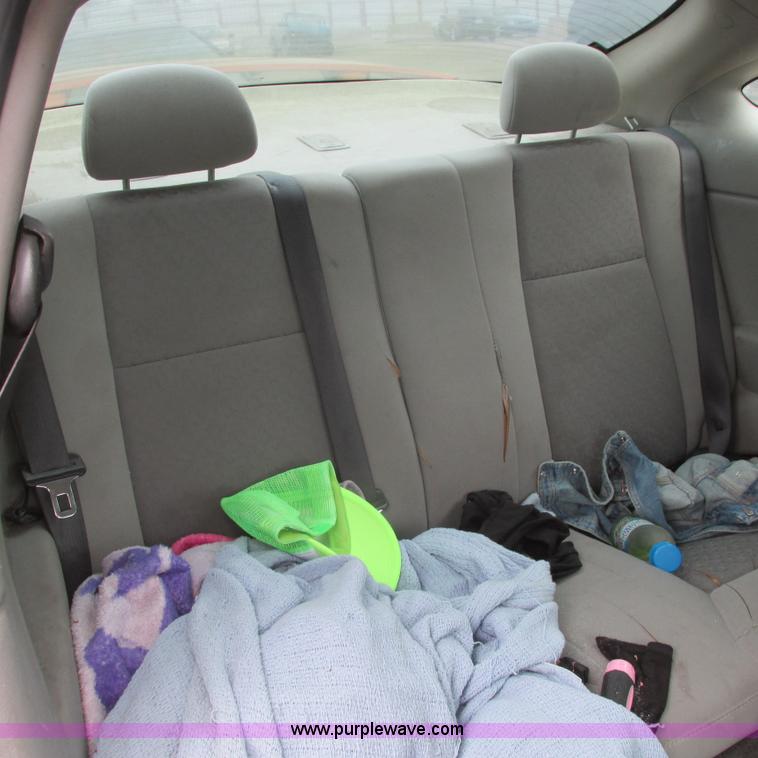 image for item G8495 2006 Chevy Cobalt LS