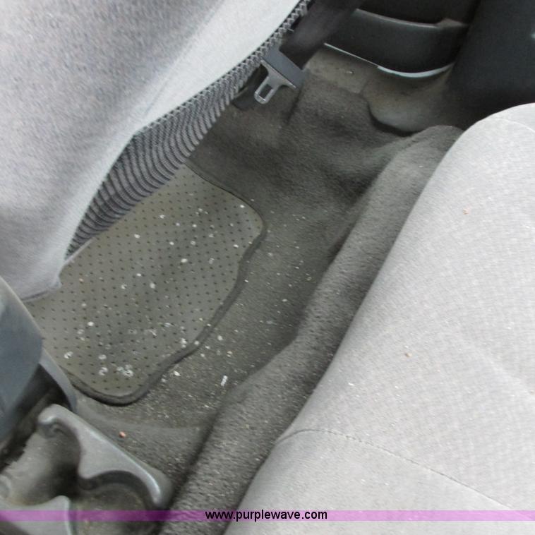 image for item G8496 1998 Pontiac Sunfire convertible