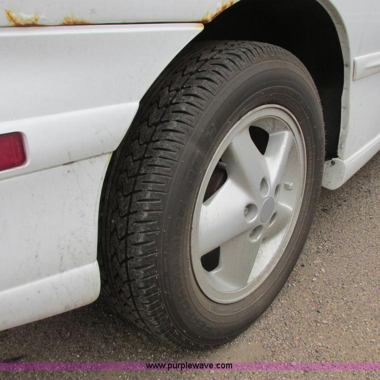 image for item G8496 1998 Pontiac Sunfire convertible