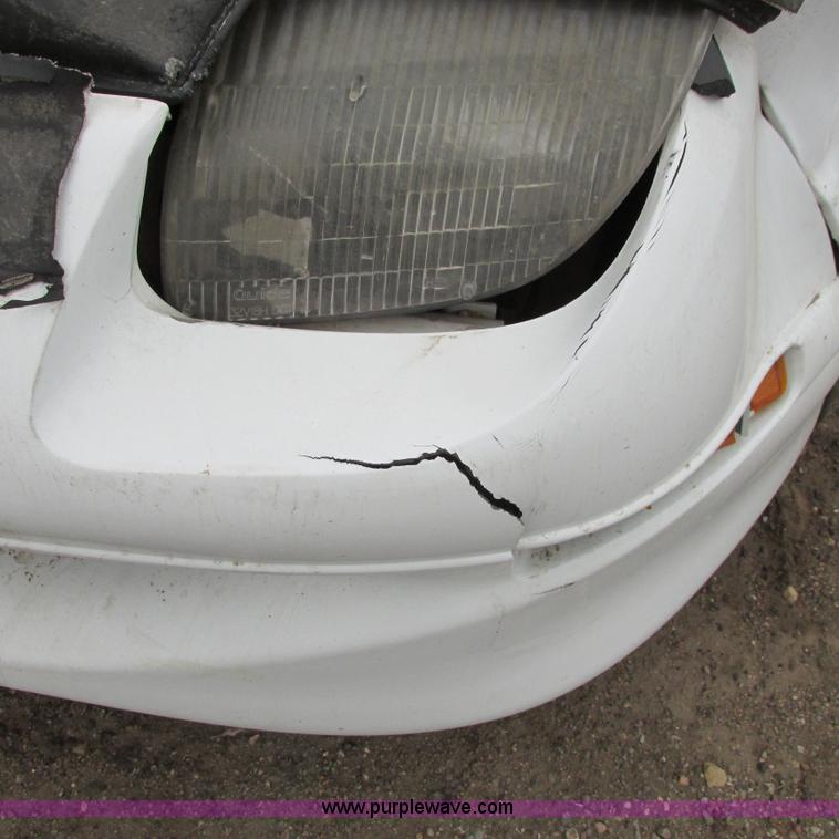 image for item G8496 1998 Pontiac Sunfire convertible