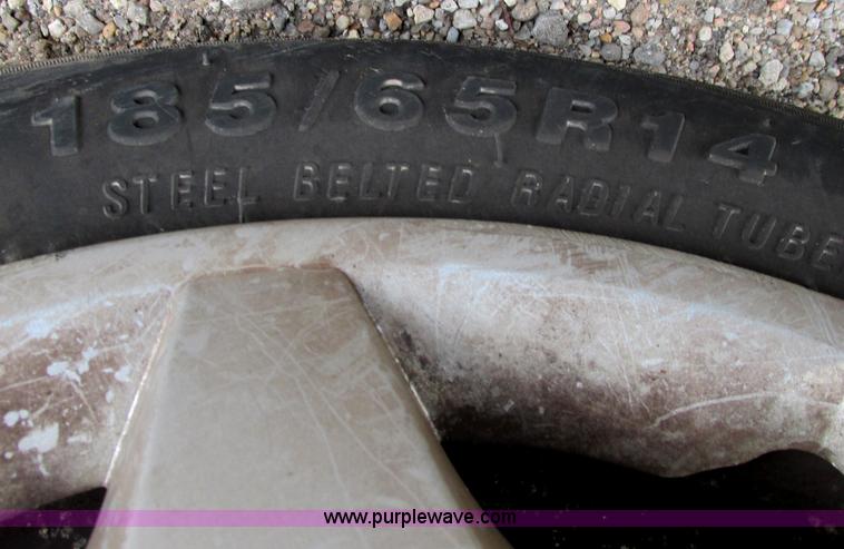 image for item G8499 2001 Chevy Cavalier